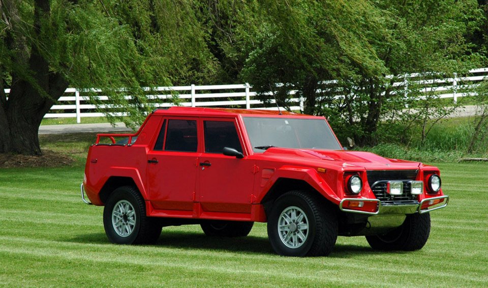 photo red truck